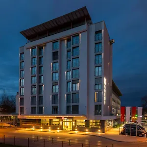 M Otel